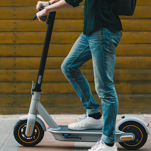 Електросамокат Ninebot Kickscooter MAX G30LE