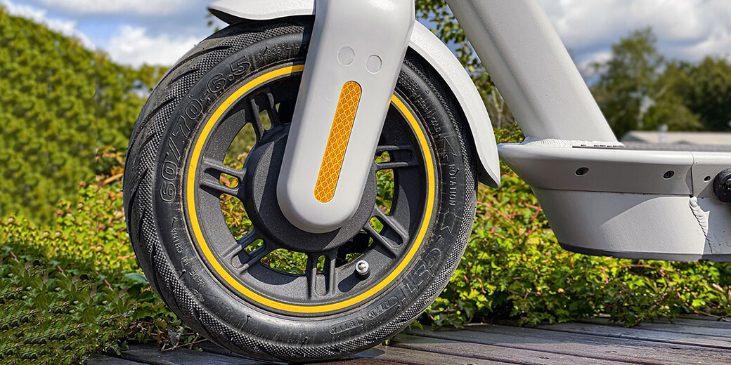 Електросамокат Ninebot Kickscooter MAX G30LE