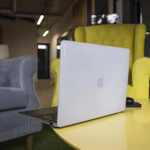 Чохол-накладка oneLounge 1Thin для Macbook 13