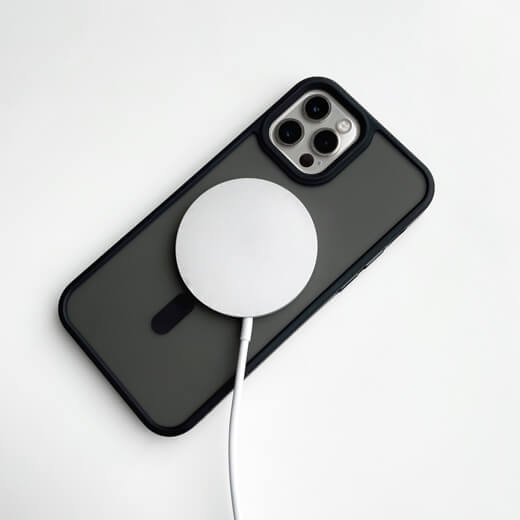 Сумісність з MagSafe-аксесуарами чохла оnеLоungе 1Маg Рrо МаgSаfе для iPhone 13 Pro Max