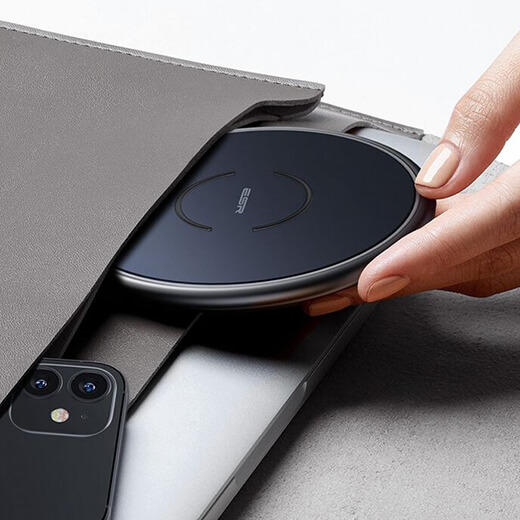 Бездротова зарядка MagSafe ESR HaloLock™ Magnetic Wireless Charger Navy Blue для iPhone