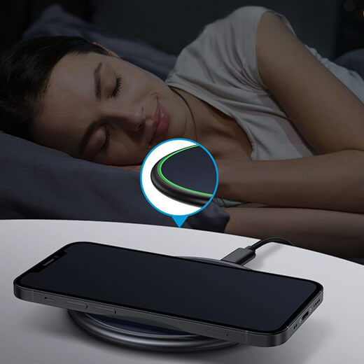 Бездротова зарядка MagSafe ESR HaloLock™ Magnetic Wireless Charger Navy Blue для iPhone