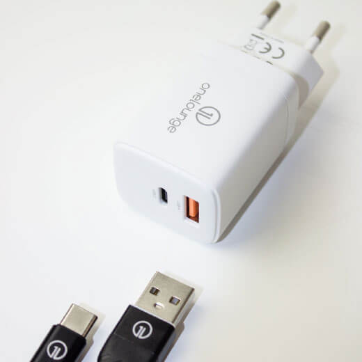 Зарядний пристрій oneLounge 1Power PD 20W USB-C + USB-A Застосування