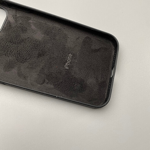 Чорний силіконовий чохол iLoungeMax Silicone Case для iPhone 12 | 12 Pro OEM